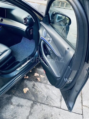 Mercedes E 300 2016, 94,900 km - 2.0 l - Bakı