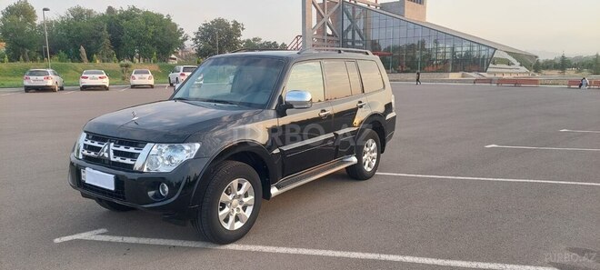 Mitsubishi Pajero 2012, 236,500 km - 3.0 л - Gəncə