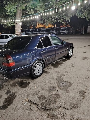Mercedes C 200 1997, 300,000 km - 2.0 л - Mingəçevir