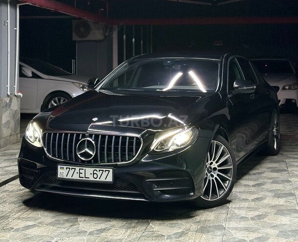 Mercedes E 200-1