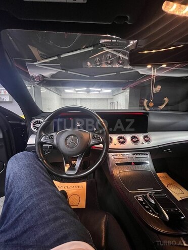 Mercedes E 200-8