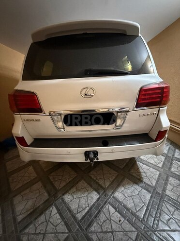 Lexus LX 570-2