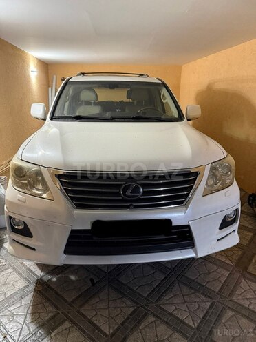 Lexus LX 570-1
