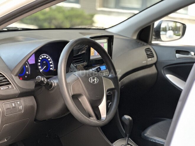 Hyundai Accent 2016, 90,899 km - 1.6 l - Bakı