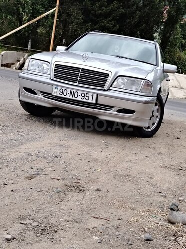 Mercedes C 240 2000, 220,000 km - 2.6 l - Astara