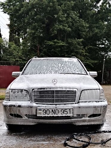 Mercedes C 240 2000, 220,000 km - 2.6 l - Astara