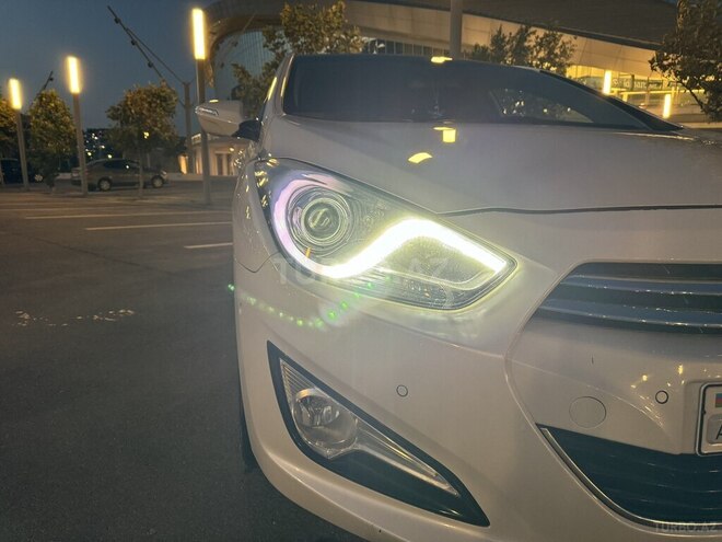 Hyundai i40 2012, 268,200 km - 1.7 l - Bakı
