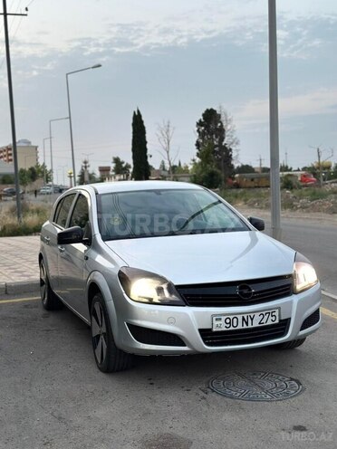 Opel Astra 2009, 240,000 km - 1.4 l - Gəncə