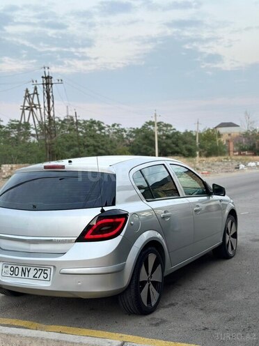 Opel Astra 2009, 240,000 km - 1.4 l - Gəncə