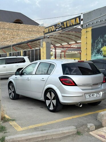 Opel Astra 2009, 240,000 km - 1.4 l - Gəncə