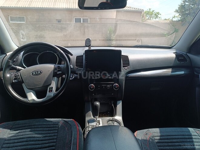Kia Sorento 2011, 270,000 km - 2.0 л - Bakı