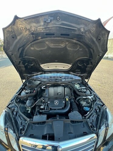 Mercedes E 200-9