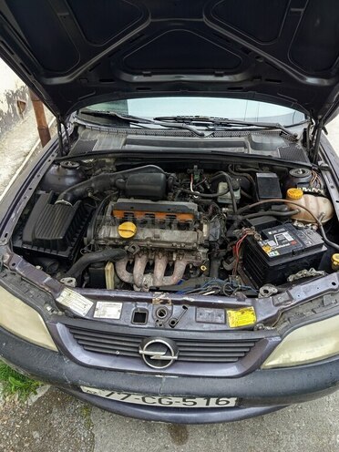 Opel Vectra 1996, 385,748 km - 1.6 l - Şəki