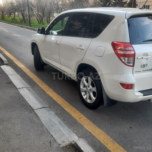 Toyota RAV4 2011, 98,200 km - 2.0 l - Bakı