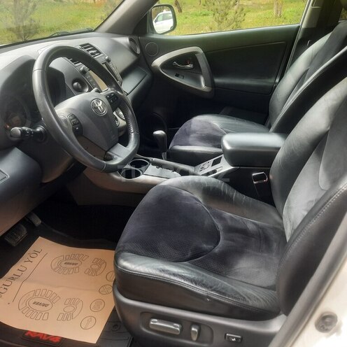 Toyota RAV4 2011, 98,200 km - 2.0 l - Bakı