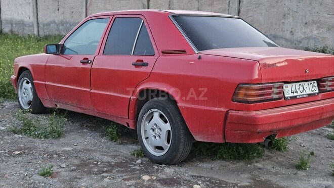 Mercedes 190 1991, 300,000 km - 2.0 l - Gəncə
