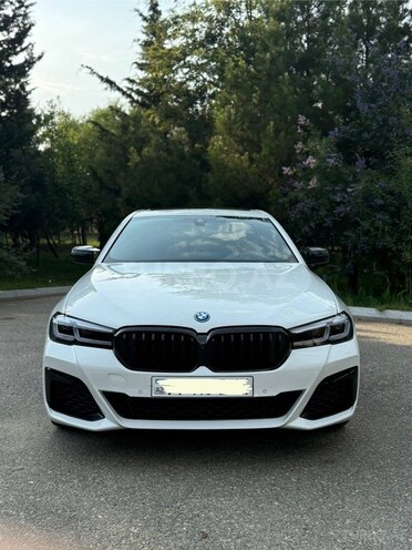 BMW 530e 2023, 39,000 km - 2.0 l - Bakı