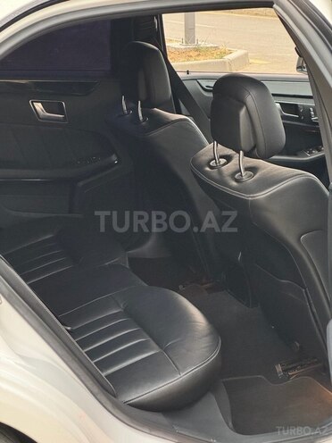 Mercedes E 220-7