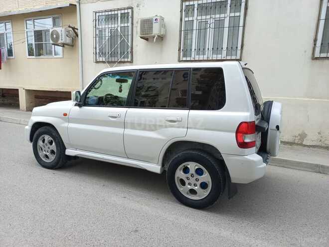 Mitsubishi Pajero io 2002, 360,000 km - 2.0 л - Sumqayıt