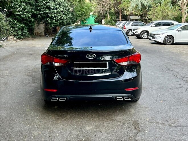 Hyundai Elantra 2015, 171,395 km - 1.8 л - Bakı