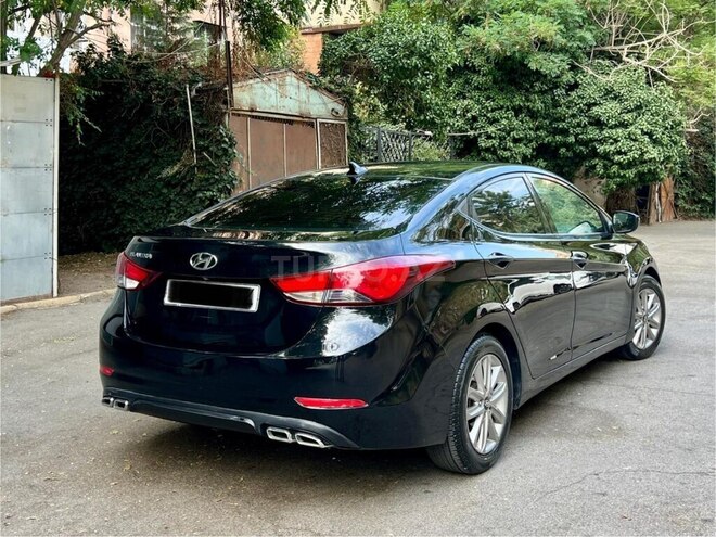Hyundai Elantra 2015, 171,395 km - 1.8 л - Bakı