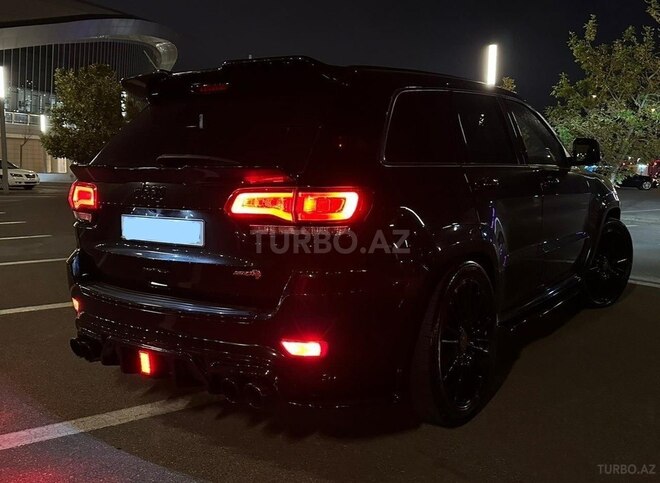 Jeep Grand Cherokee-3