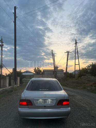 Mercedes E 240 2000, 262,000 km - 2.6 l - Ağdaş