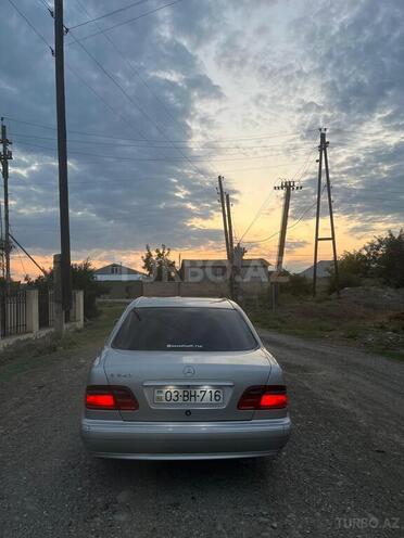 Mercedes E 240 2000, 262,000 km - 2.6 l - Ağdaş