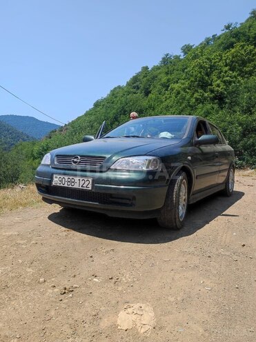 Opel Astra 2000, 270,000 km - 1.6 л - Astara