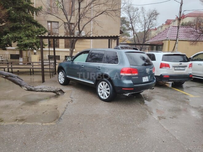 Volkswagen Touareg-5