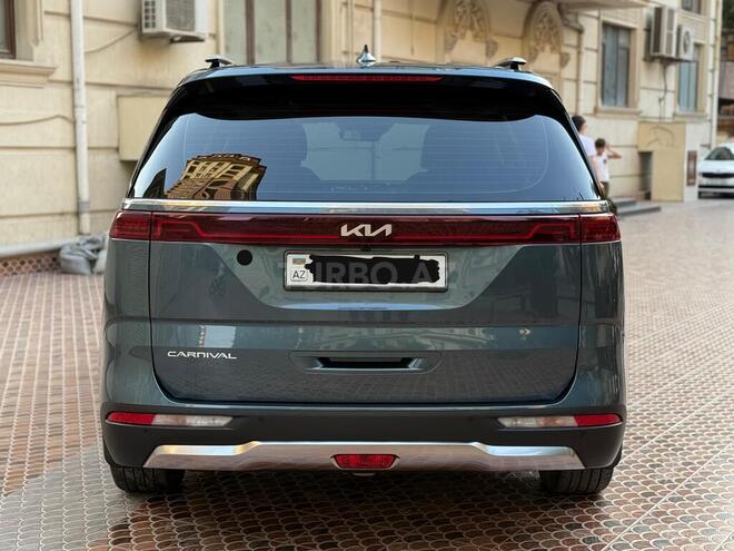 Kia Carnival-2