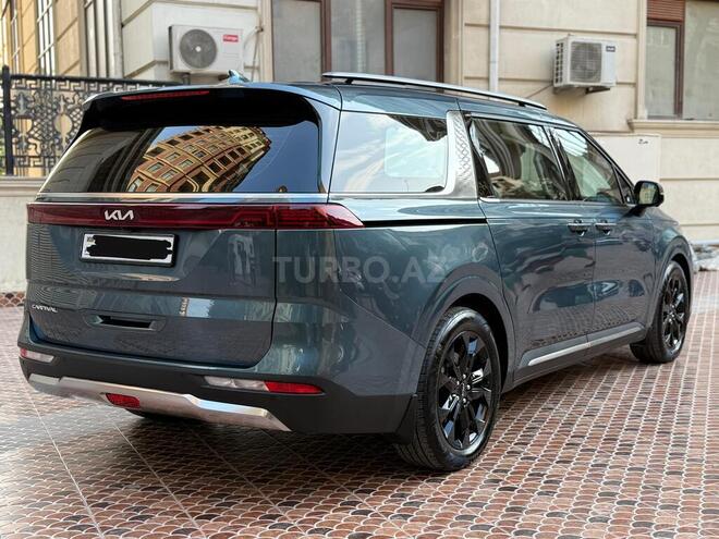 Kia Carnival-4