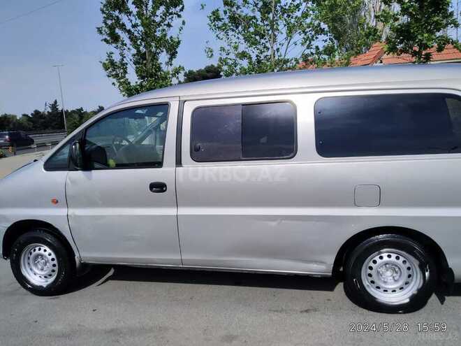 Hyundai H-1 2004, 530,000 km - 2.5 l - Bakı