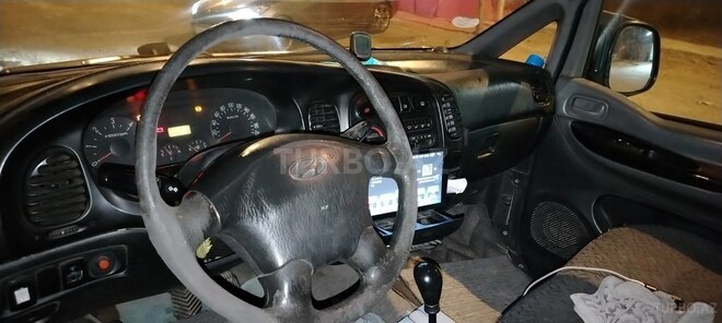 Hyundai H-1 2004, 530,000 km - 2.5 l - Bakı