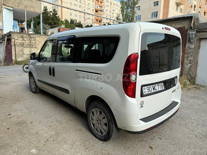 Fiat Doblo 2011, 270,000 km - 1.4 l - Bakı