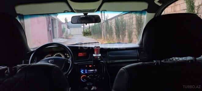 Opel Vectra-3
