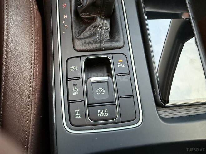 Kia Sorento-11