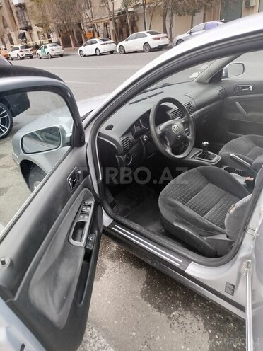 Volkswagen Passat 2002, 244,620 km - 1.8 л - Bakı