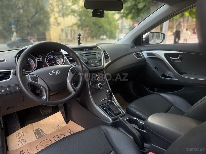 Hyundai Avante 2015, 155,000 km - 1.6 l - Bakı