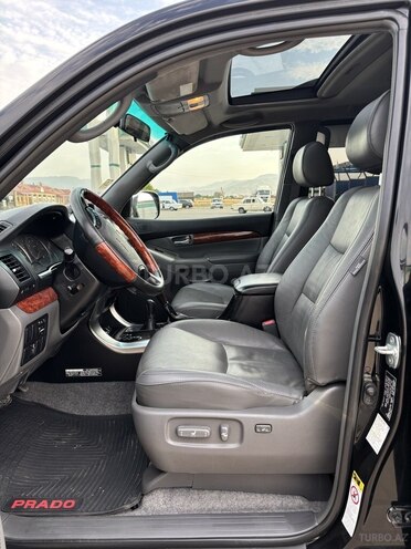 Toyota Land Cruiser Prado-6