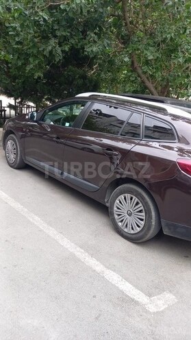 Renault Megane-6
