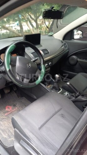 Renault Megane-5