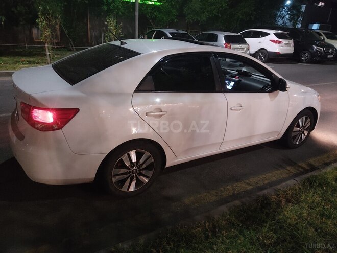 Kia Cerato-3