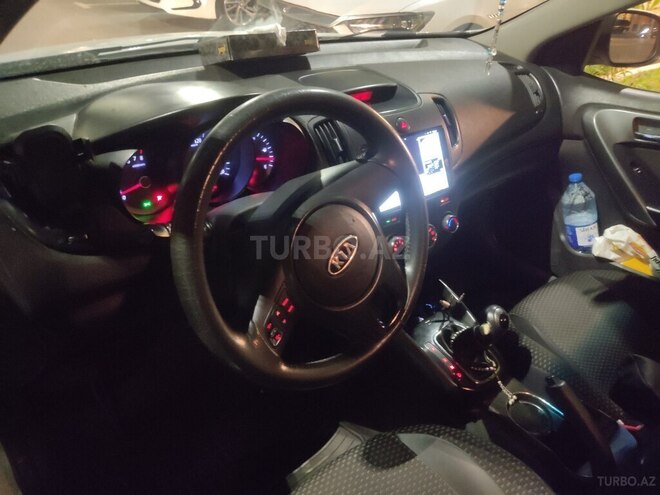 Kia Cerato-6