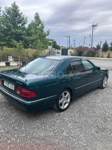 Mercedes E 230 1997, 435,000 km - 2.3 l - Füzuli
