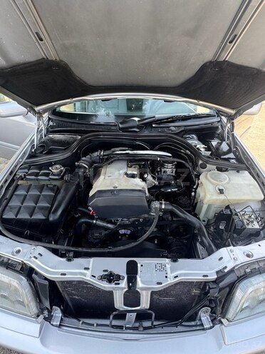Mercedes C 200 1998, 321,000 km - 2.0 l - Bakı