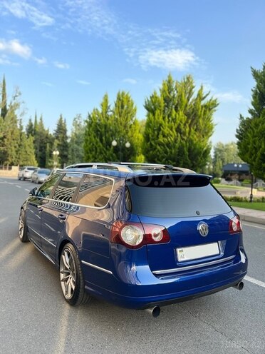 Volkswagen Passat 2006, 255,000 km - 2.0 l - Balakən