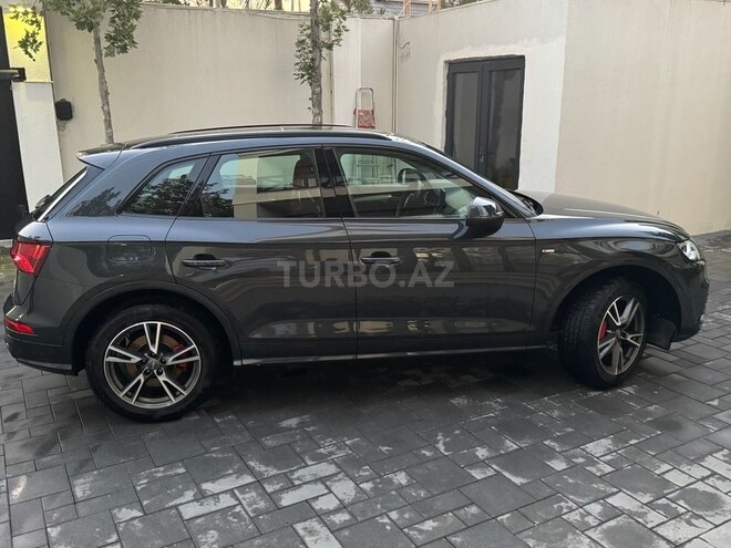 Audi Q5 2017, 92,000 km - 2.0 л - Bakı