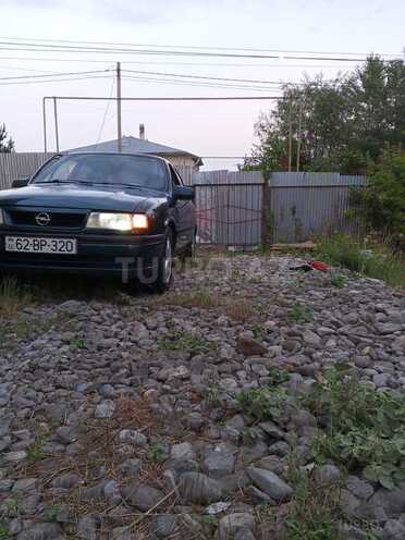 Opel Vectra 1994, 360,000 km - 2.0 l - Şəki