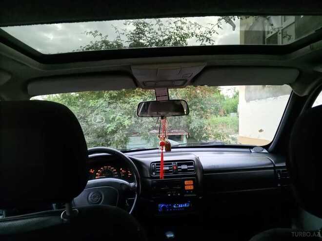 Opel Vectra 1994, 360,000 km - 2.0 l - Şəki